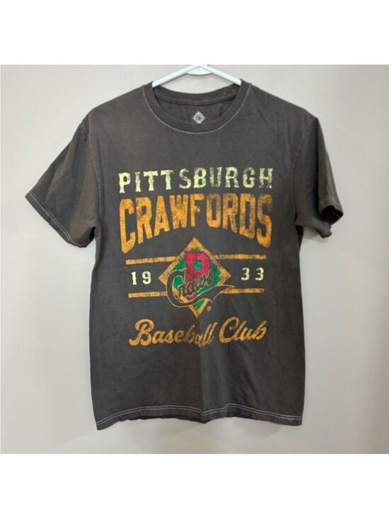 Other - Men's Pittsburgh Crawfords Baseball Club Graphic T-Shirt. Size Medium